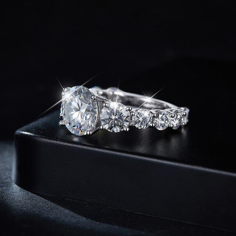 4.0ct Round Moissanite Engagement Ring