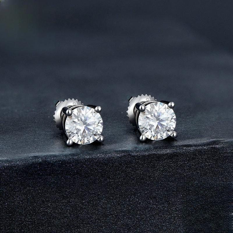 0.5ct/1.0ct 4 Prong Classic Moissanite Stud Earrings