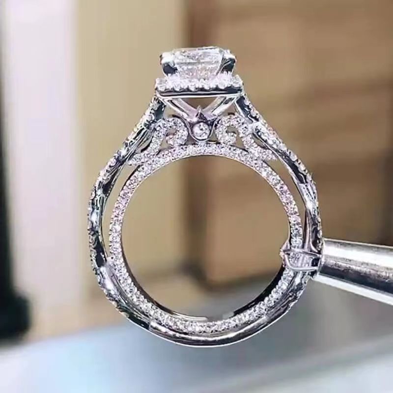 iiAthena 2.0CT Twisted Halo Moissanite Princess Cut Engagement Ring